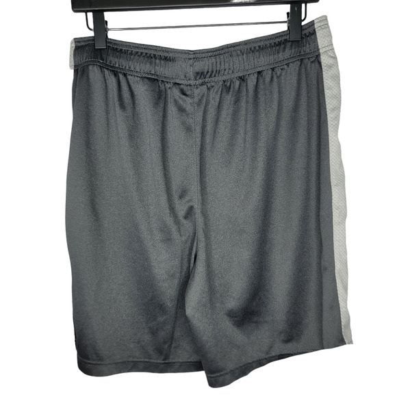 Reebok Gray Basketball Shorts Sz Large - Picture 2 of 6